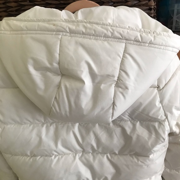 Abercrombie Girls Medium Cream/White Puffer Coat - Picture 10 of 13